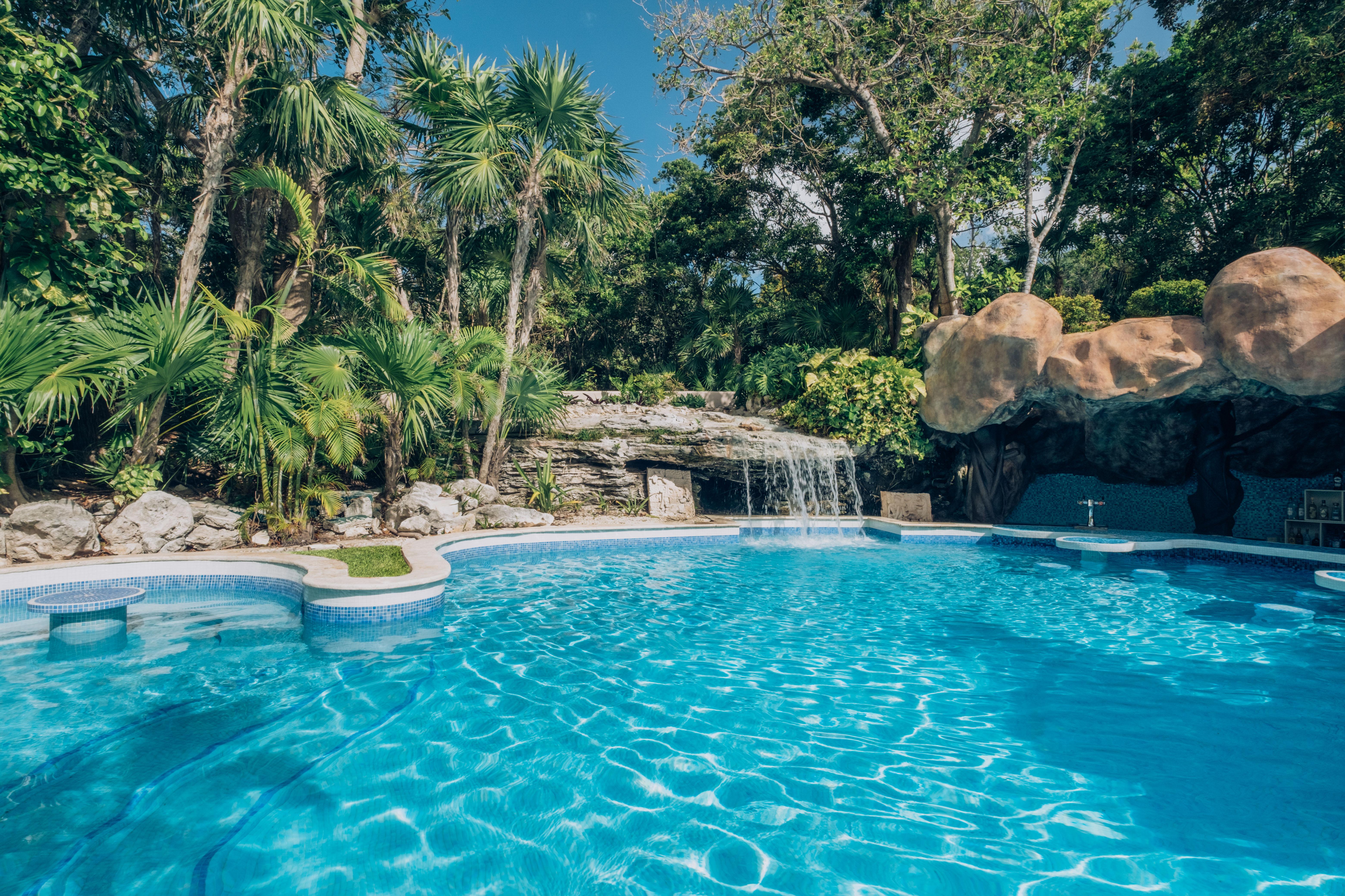 ホテル Iberostar Waves Quetzal プレヤデルカーメン エクステリア 写真