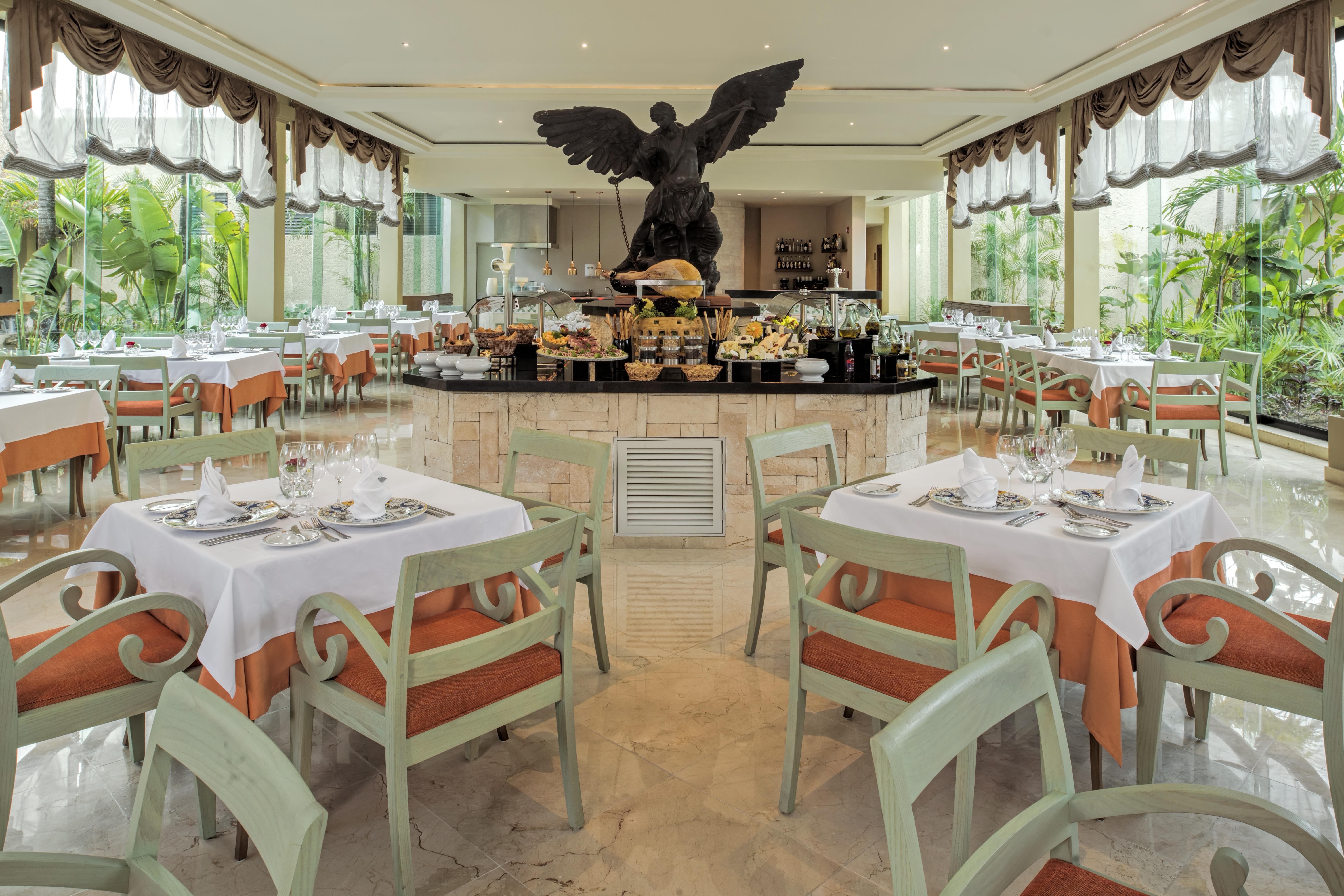 ホテル Iberostar Waves Quetzal プレヤデルカーメン エクステリア 写真