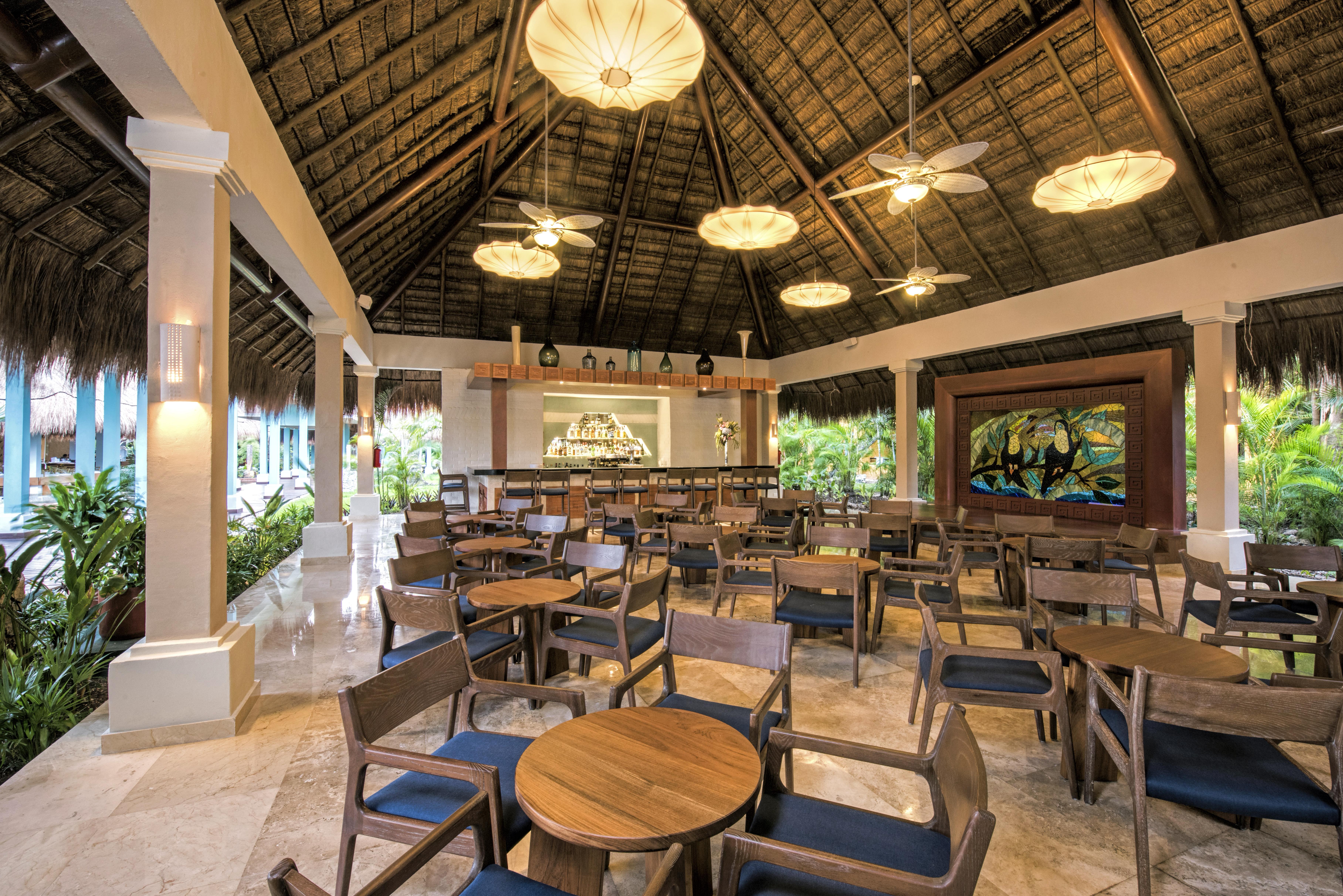 ホテル Iberostar Waves Quetzal プレヤデルカーメン エクステリア 写真