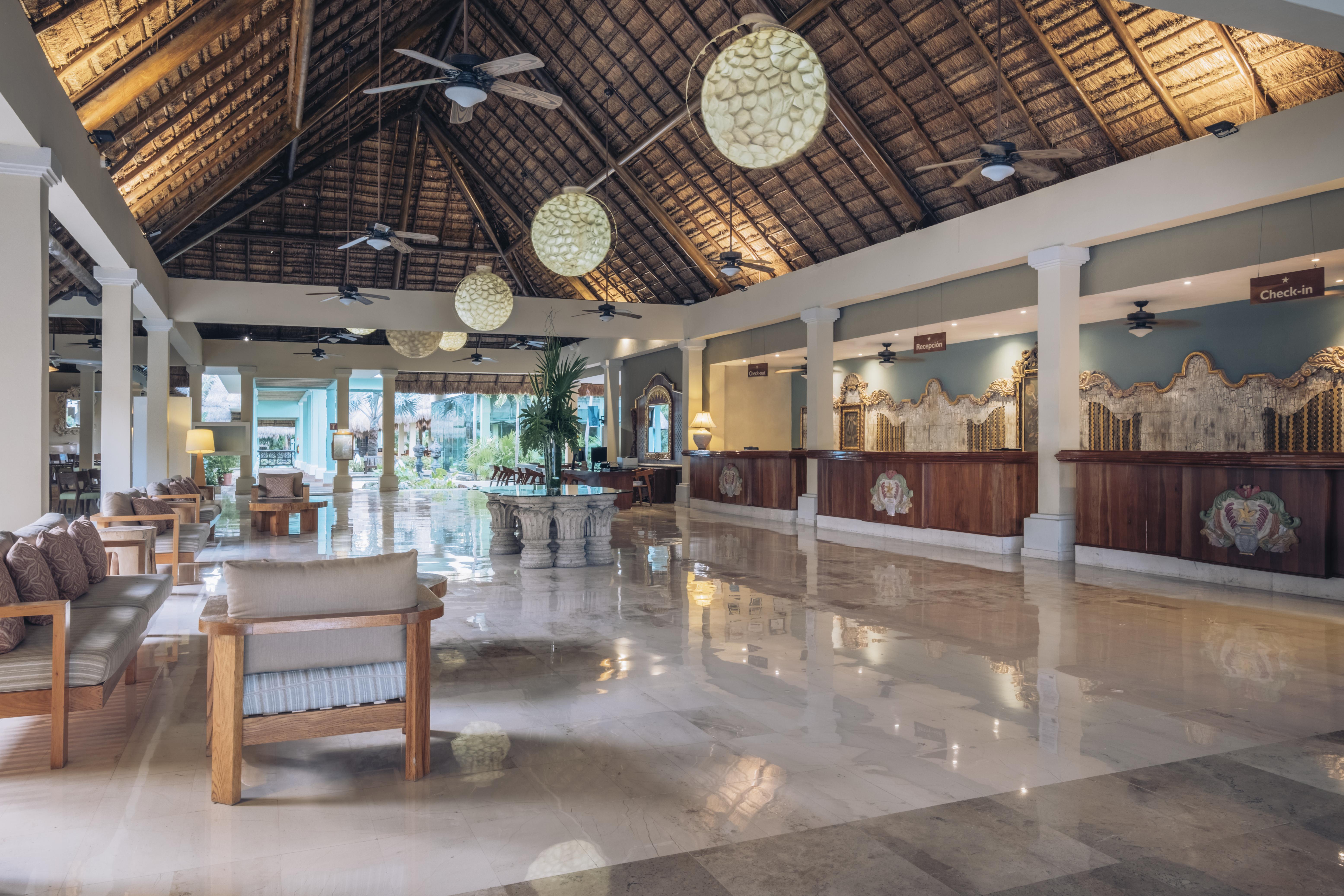 ホテル Iberostar Waves Quetzal プレヤデルカーメン インテリア 写真